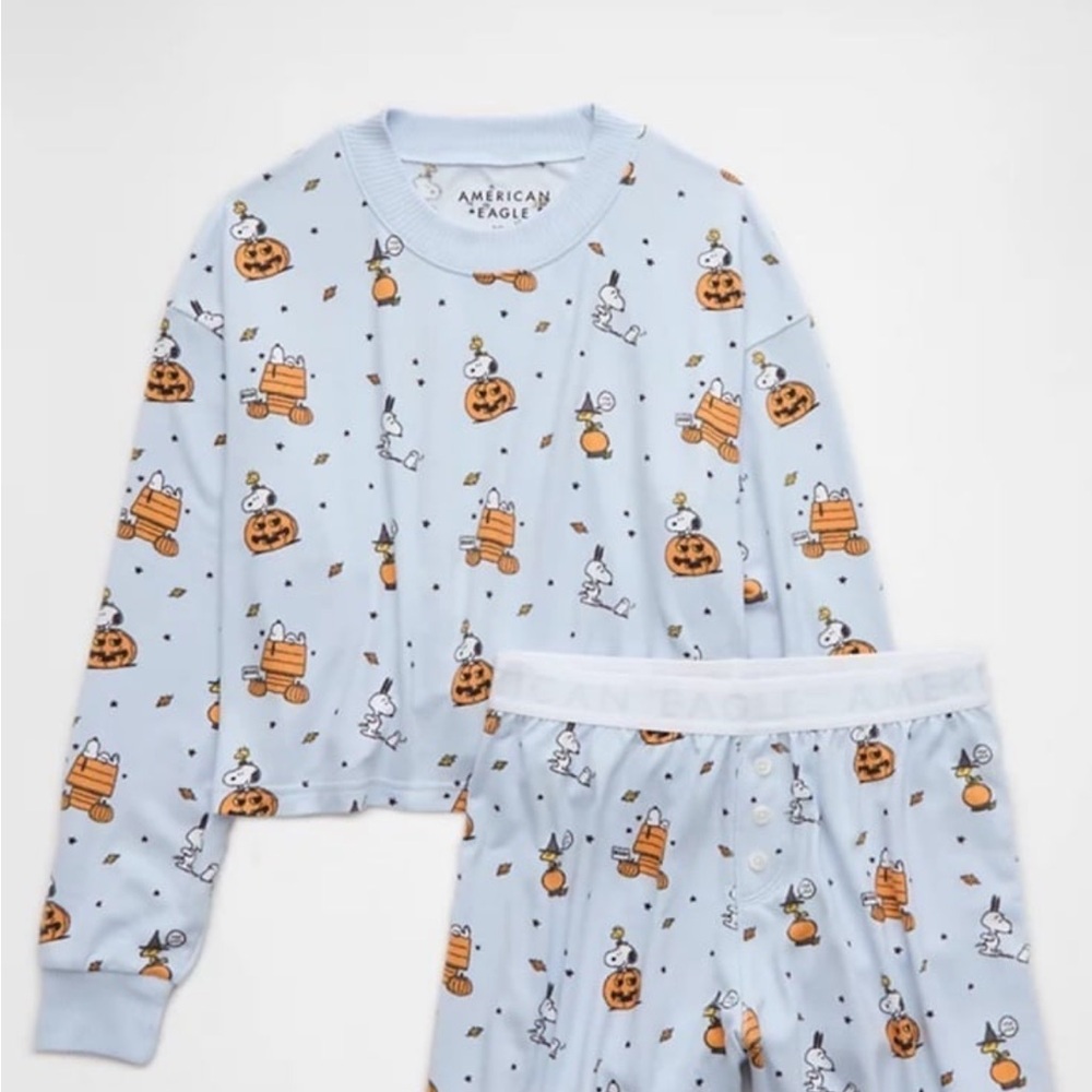 AE Peanuts Halloween Plush PJ Set